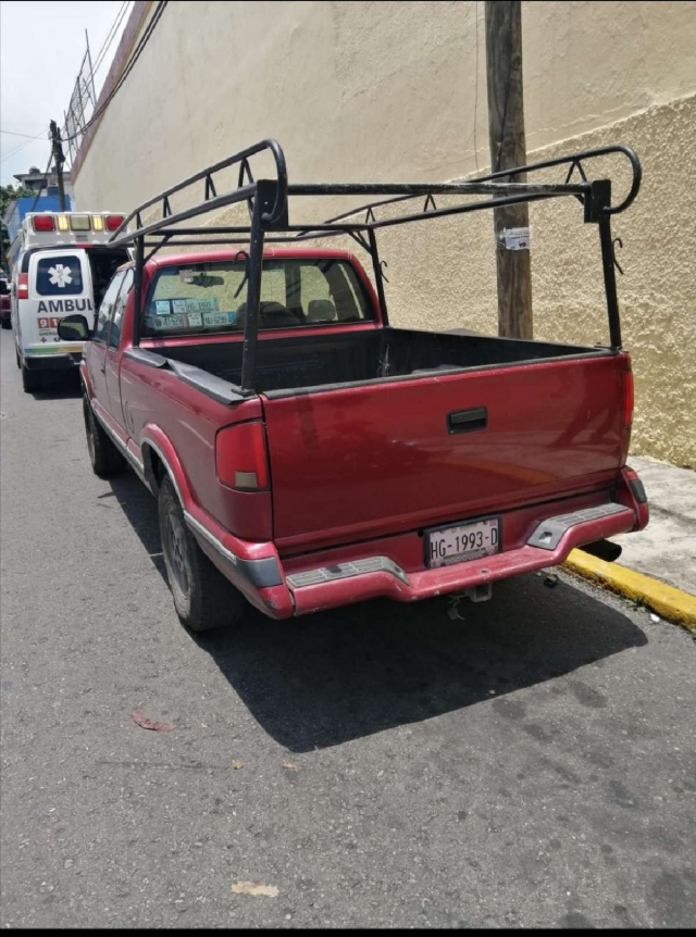 Los conductores de ambos vehículos quedaron a disposición de las autoridades.