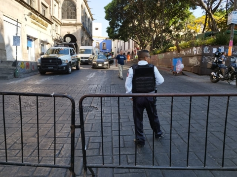 #AlertaVial Cierre en calle Galeana, en el centro de Cuernavaca