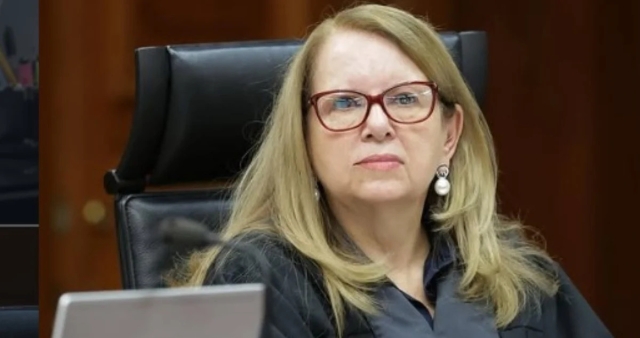 Corte concede licencia por salud a la ministra Loretta Ortiz