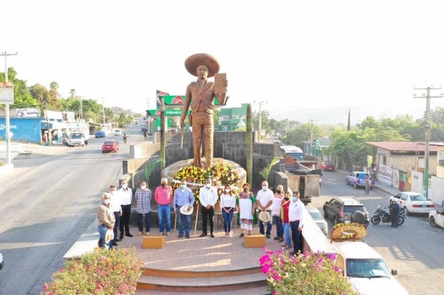 Autoridades rindieron homenaje al Caudillo del Sur en Tlaltizapán, en el aniversario de su muerte. 