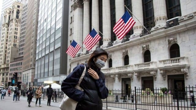 Estados Unidos descarta cierre de actividades económicas.