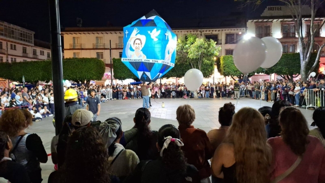 Termina novenario por Carlos Manzo, alcalde asesinado en Uruapan