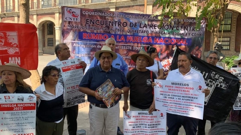 Agremiados de la CNTE de varios estados se reunieron ayer en Cuernavaca. 