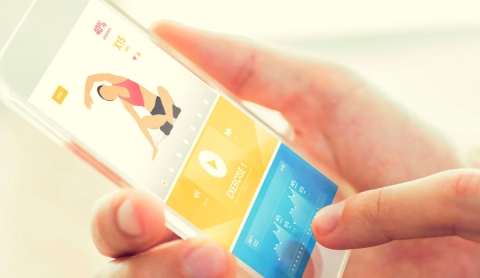 Cómo ponerte en forma sin ir al gimnasio: Apps y dispositivos para reducir el sedentarismo desde casa