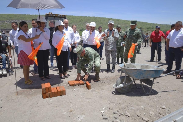 Finalmente comenzó la construcción del cuarto cuartel de la GN en el estado, en Galeana, Zacatepec. Sin embargo, hubo grupos que no estuvieron conformes.