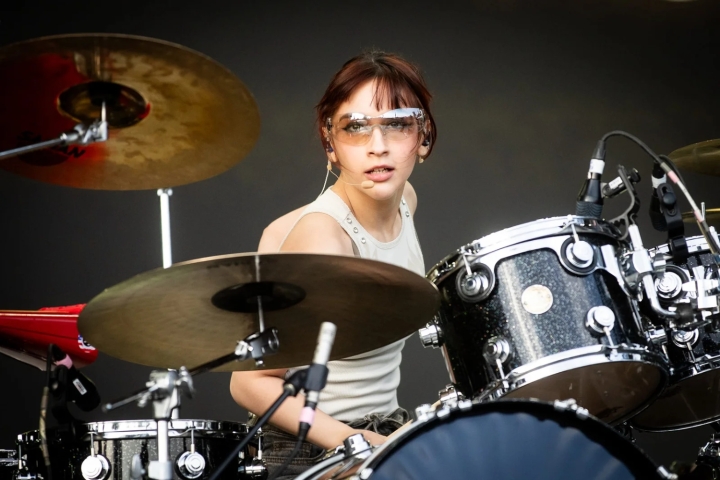Paulina Villarreal, de The Warning, es reconocida como la Mejor Baterista de Rock 2025 por Modern Drummer