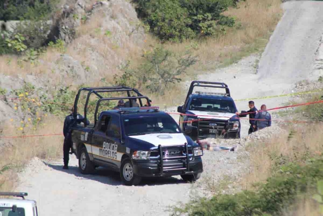 No se informó si el hombre fue asesinado en el sitio o sólo fueron a dejar su cadáver.