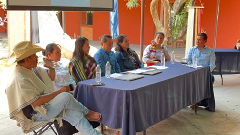 Realizan conversatorio sobre &ldquo;Cartograf&iacute;a del telar de cintura&rdquo; en Cuautla
