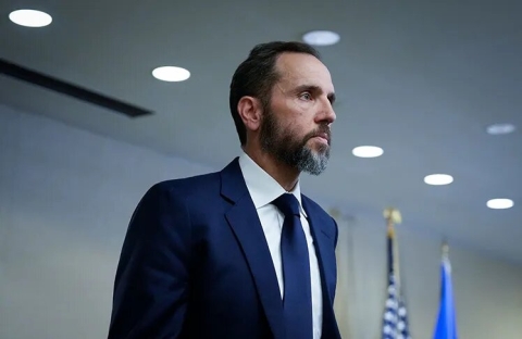 Renuncia Jack Smith, fiscal especial en casos contra Trump