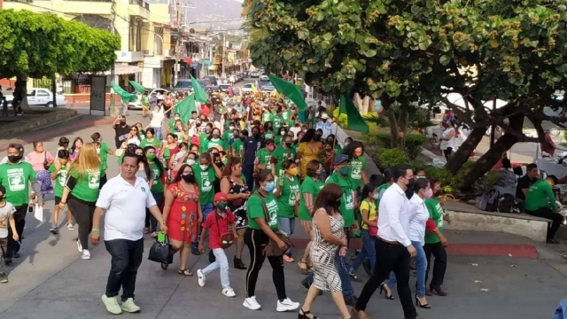 Madres de Jiutepec refrendan su apoyo a Paco Román