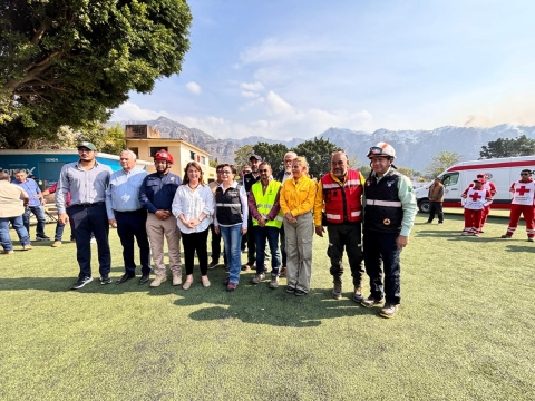 Se atiende incendio en Tepoztlán con más de 250 brigadistas: Velázquez Alzúa y González Saravia