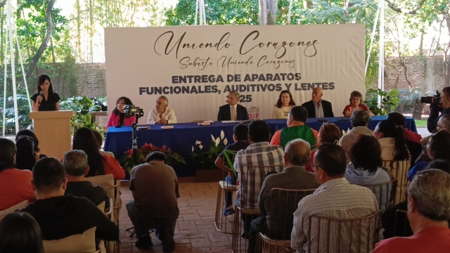 Entrega DIF Cuernavaca aparatos funcionales a personas vulnerables