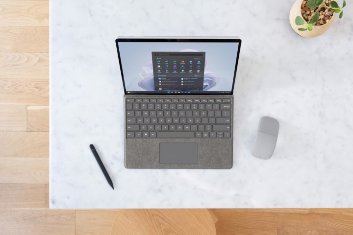 La tablet 2 en 1 de Microsoft &#039;Surface Pro 9&#039; llega a México