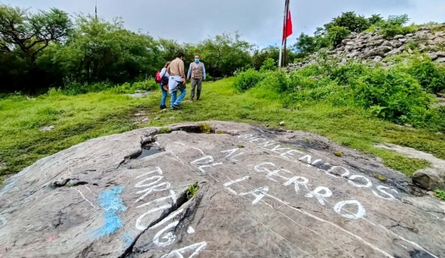 Clausura Propaem obra del asta bandera en el Cerro de la Tortuga