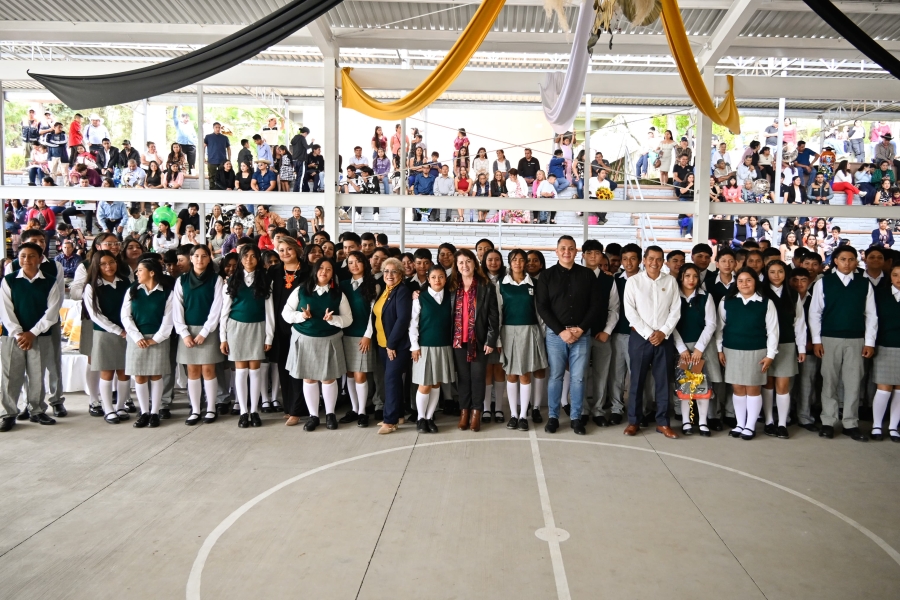 Llama gobernadora Margarita González Saravia a jóvenes de Ocuituco a forjar su futuro mediante el estudio y la participación social