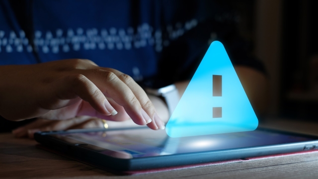 Ignorar las actualizaciones de seguridad pone en riesgo tus datos y tus dispositivos