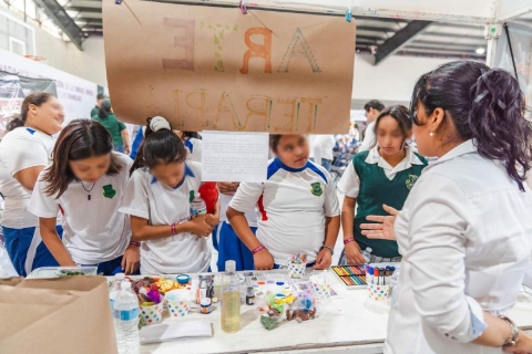 Los asistentes fueron informados de sus derechos y se les acercaron diversos servicios de atención dirigidos a infantes, adolescentes y familias.