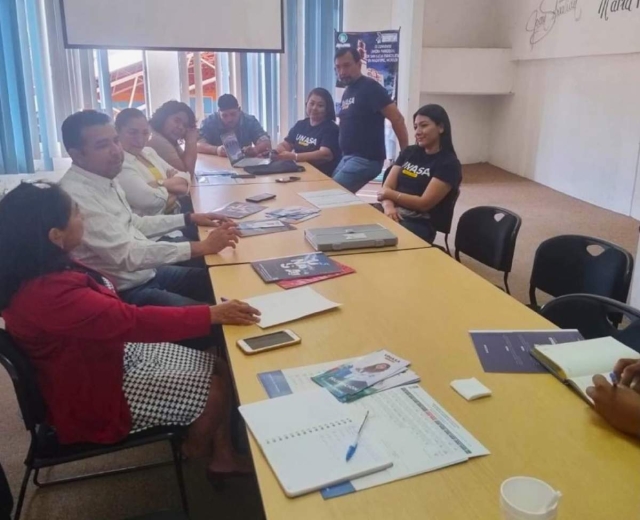  Invitan a j&oacute;venes de Mazatepec a estudiar en universidad de El Salvador