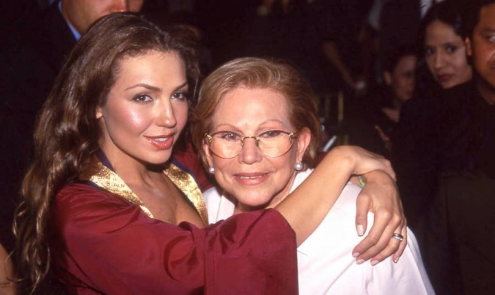 Thalía recuerda a su mamá a 10 años de su partida