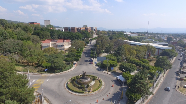 Directores y académicos piden ayuda para la UAEM