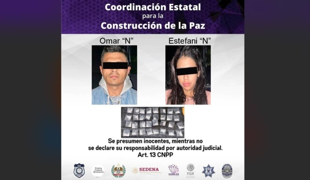 Atrapan a dos presuntos narcomenudistas en Mazatepec