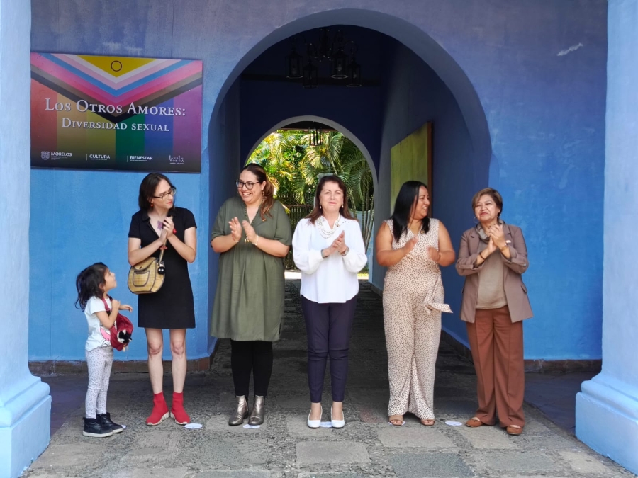 Inaugura gobernadora Margarita González Saravia exposición 'Los otros amores: diversidad sexual'