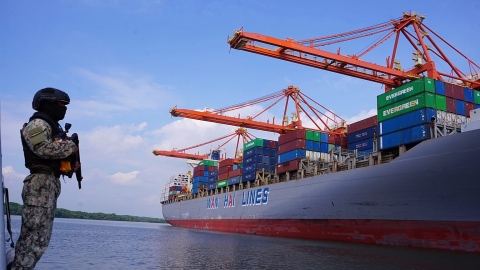 Ecuador decomisa 298 kilos de cocaína en contenedor rumbo a México