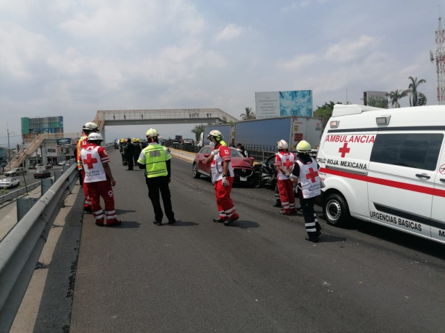 13 heridos en carambola de 21 vehículos en el distribuidor vial Palmira