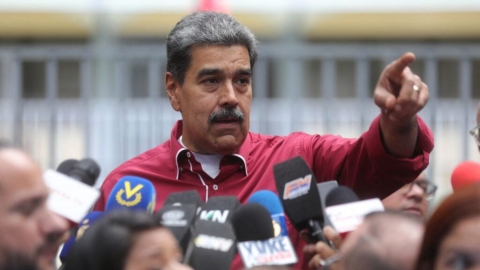 Maduro entregará en enero propuesta de reforma constitucional