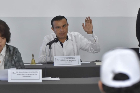 Isaac Pimentel Mejía encabezó la clausura de la Diputación Permanente del segundo receso.