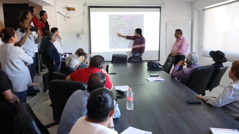 Atiende SAPAC a vecinos de la colonia Zodíaco