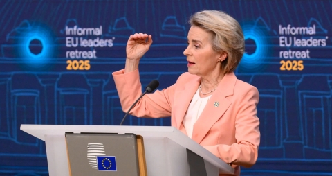 Von der Leyen: La Unión Europea responderá firmemente a los aranceles de Trump