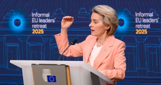 Von der Leyen: La Unión Europea responderá firmemente a los aranceles de Trump