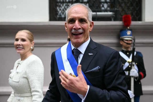 Nasry Asfura asume la presidencia de Honduras