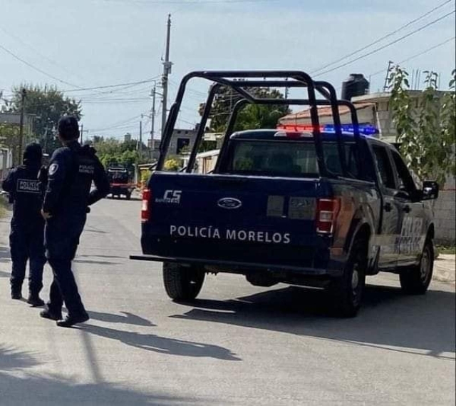 Los delincuentes fueron buscados por agentes policiacos, pero no los encontraron.