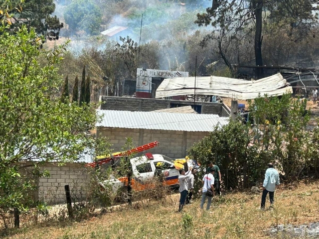  Decenas de elementos de diversos cuerpos de seguridad acudieron a la zona.