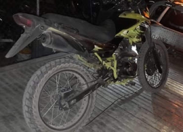 Atrapan a un adolescente en poder de una moto robada
