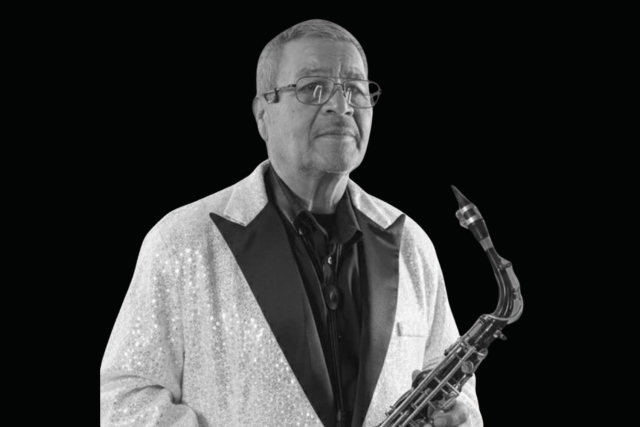 Muere Rigo Coronado, saxofonista de Su Majestad La Brissa y referente de la cumbia sonorense