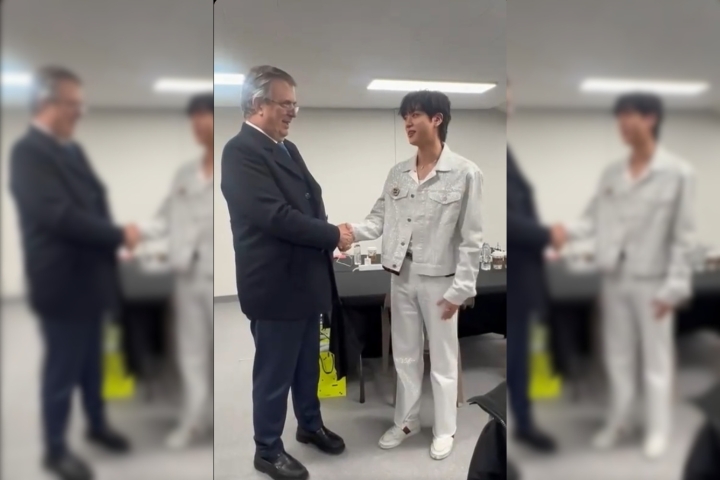 Marcelo Ebrard revive video junto a Jin de BTS tras confirmaci&oacute;n de gira en M&eacute;xico