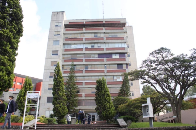 Los recursos extraordinarios permitir&aacute;n cubrir el aguinaldo de los trabajadores de la UAEM.