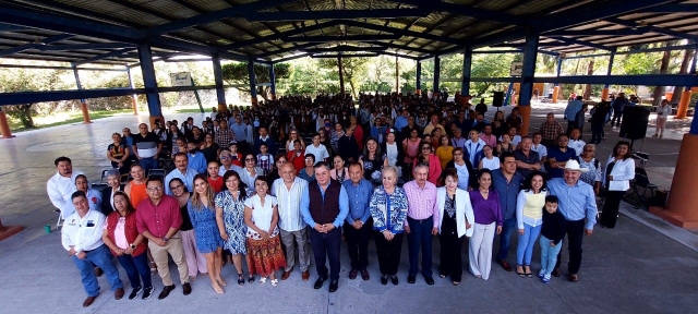 Refrenda alcalde Rafael Reyes compromiso con niñas, niños y jóvenes de Jiutepec