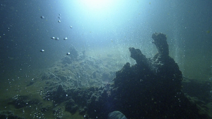 Detectan una bolsa de magma bajo un volcán en el Mar Mediterráneo