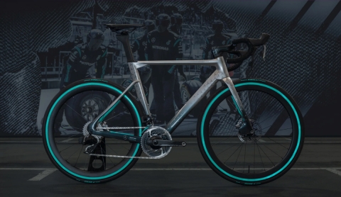 La Bicicleta eléctrica inspirada en la Fórmula 1: tecnología de alto rendimiento sobre dos ruedas