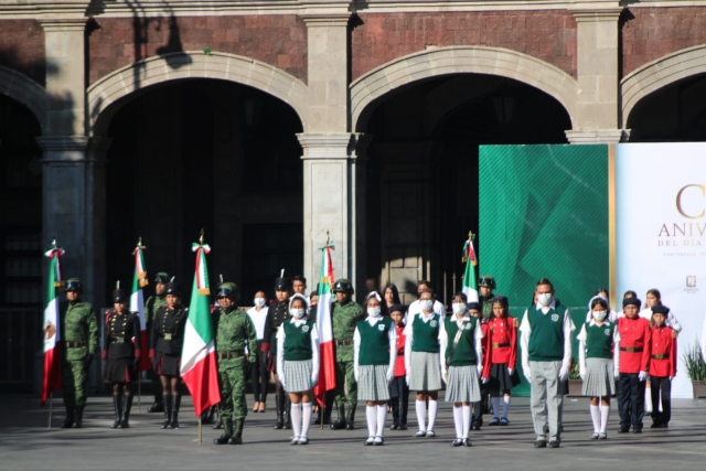 Conmemoran 202 aniversario del Día de la Bandera Nacional