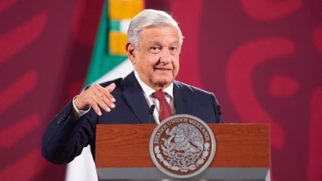 AMLO niega uso de Pegasus contra activistas o periodistas: ‘Ejército hace inteligencia, no espionaje’