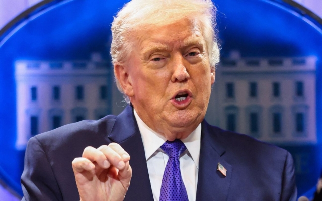 Trump impone arancel global del 10 % tras fallo de la Corte; T-MEC queda exento