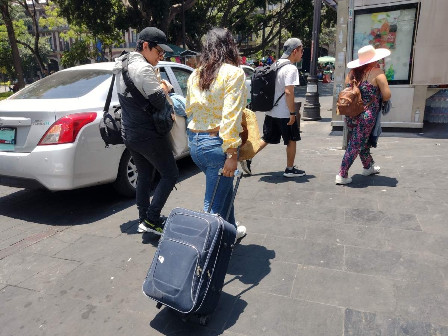 No obstante, los visitantes siguen arribando a Morelos, reconocieron prestadores de servicios.  