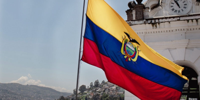 Ecuador subir&aacute; aranceles a Colombia del 50% al 100%