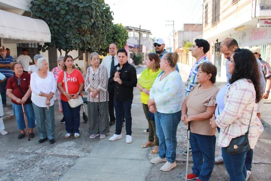 Entrega alcalde de Jojutla rehabilitación de drenaje sanitario