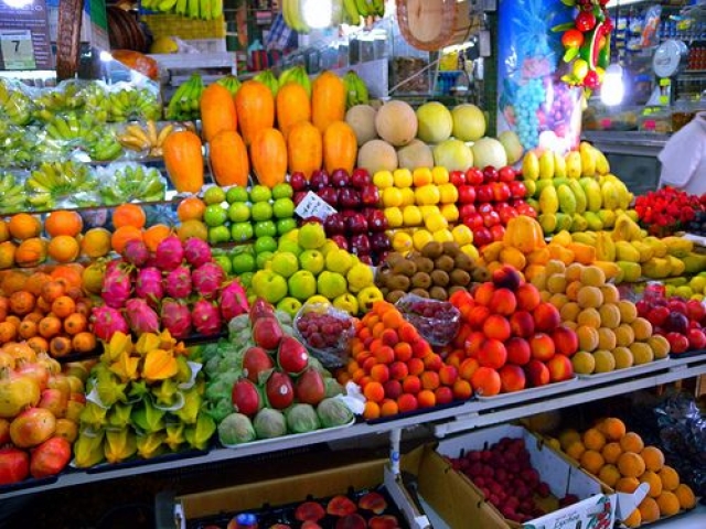 “Cada vez que vamos a comprar la fruta está más cara”